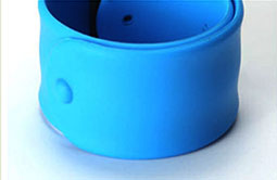 RS-AW046 Flexible Slap Silicone NFC Wristband RS-AW046 Flexible Slap Silicone NFC Wristband