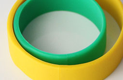 Same thickness Silicone RFID Bracelet For Event RS-CW022 Same thickness Silicone RFID Bracelet For Event RS-CW022