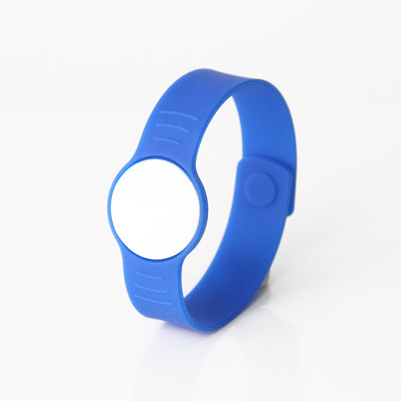 Silicone Buckle Strap Open Loop RFID Wristbands For Hotels&nbsp;