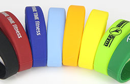 Customized Color Closed type RFID silicone wristbands Customized Color Closed type RFID silicone wristbands