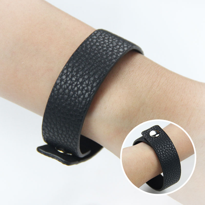 Durable ISO 15693 ICODE&reg; SLIX RFID NFC Leather Wrap Bracelet