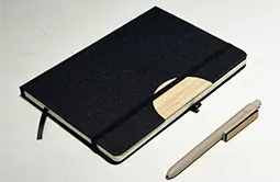 Notebook + ballpoint pen combination, utmost practicality Notebook + ballpoint pen combination, utmost practicality